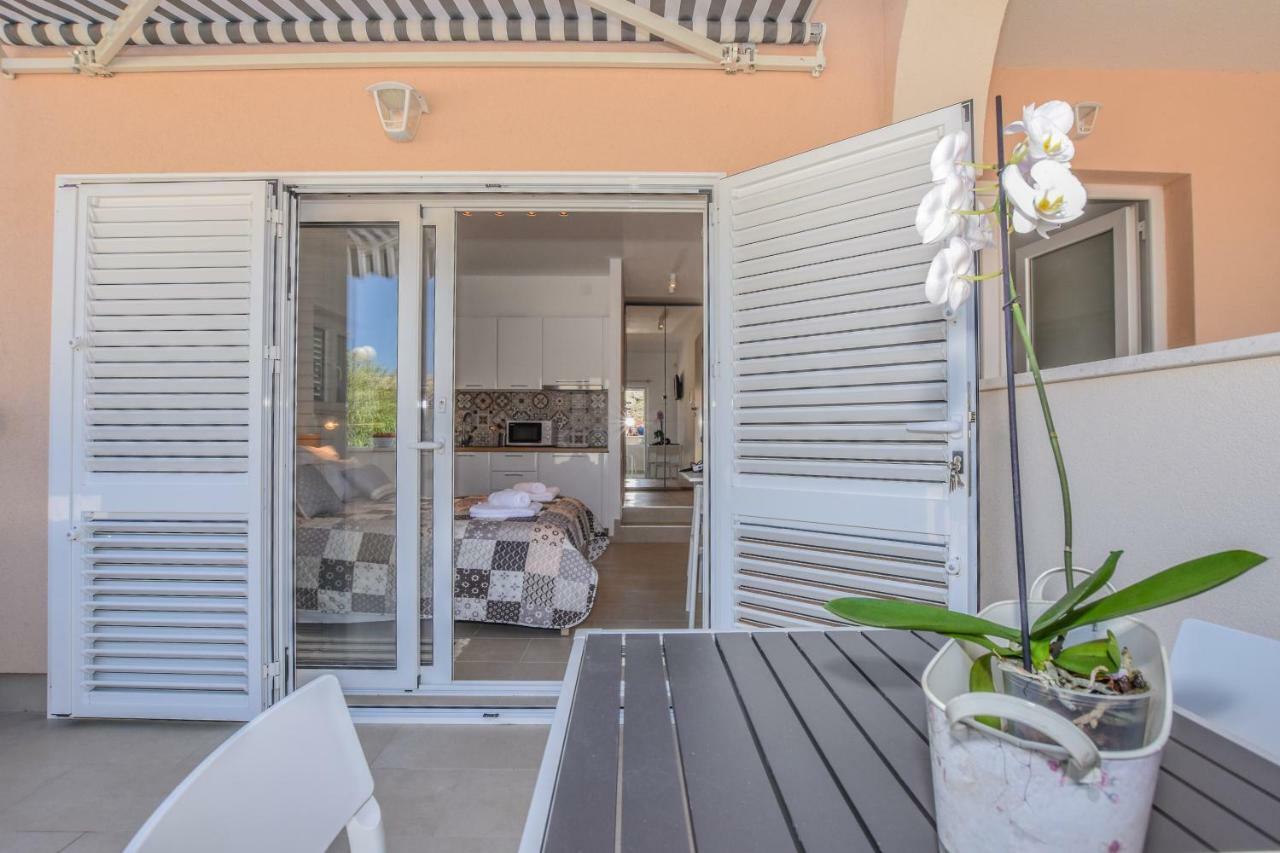 Villa Magena - Luxury Apartments In Pag Center Pag Town Exterior foto