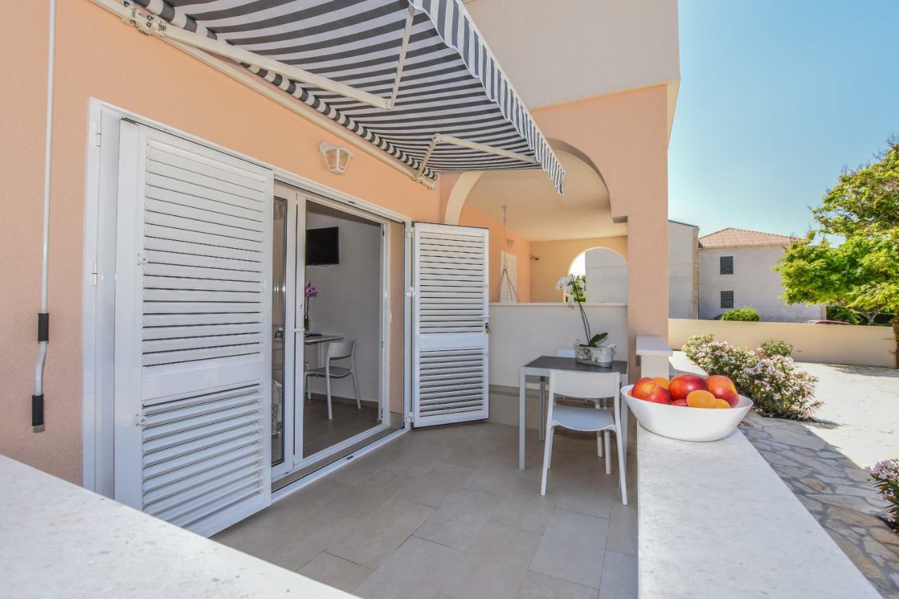 Villa Magena - Luxury Apartments In Pag Center Pag Town Exterior foto