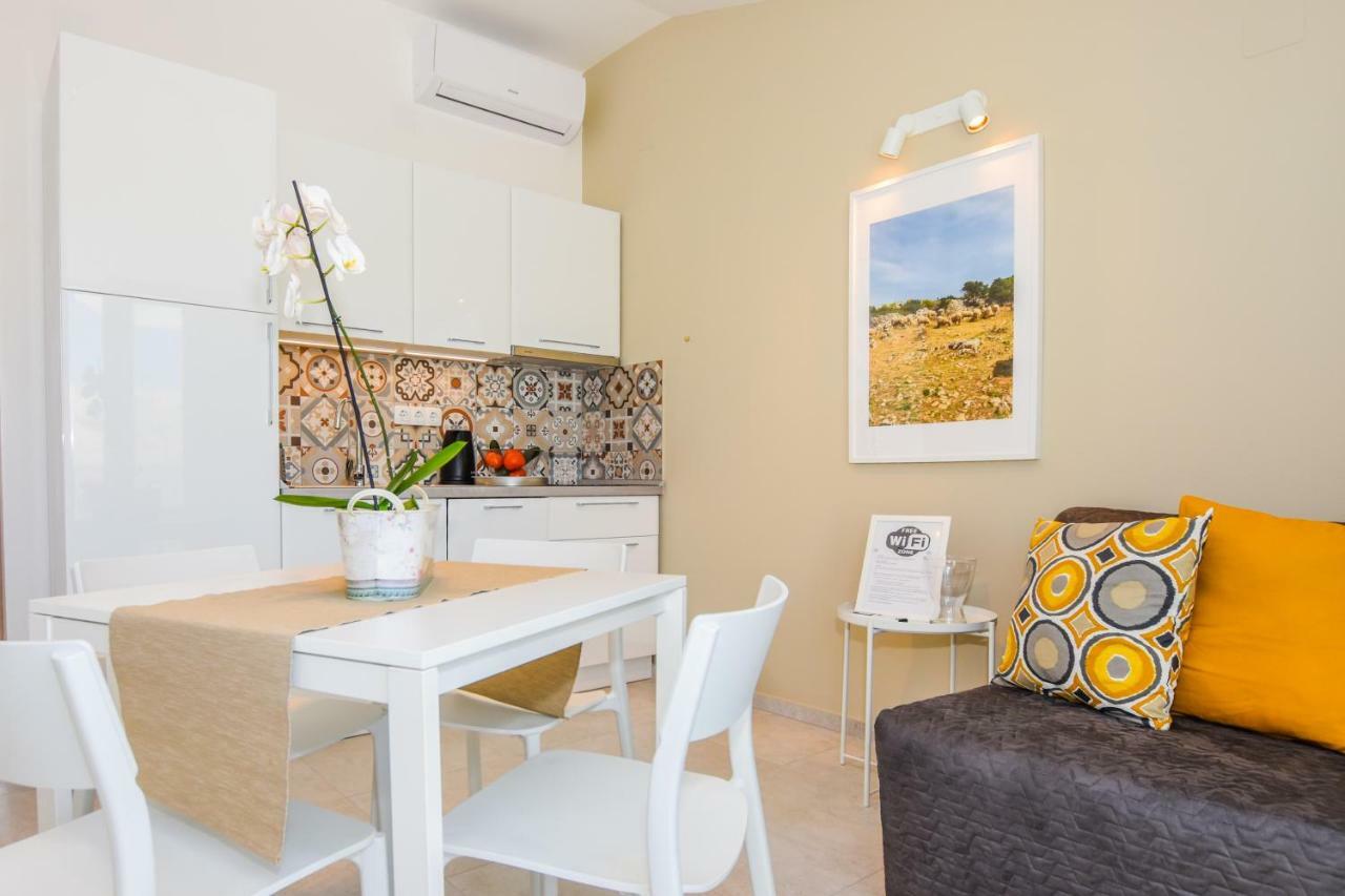 Villa Magena - Luxury Apartments In Pag Center Pag Town Exterior foto