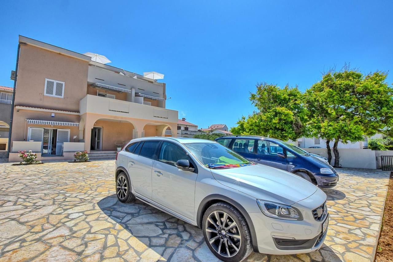 Villa Magena - Luxury Apartments In Pag Center Pag Town Exterior foto
