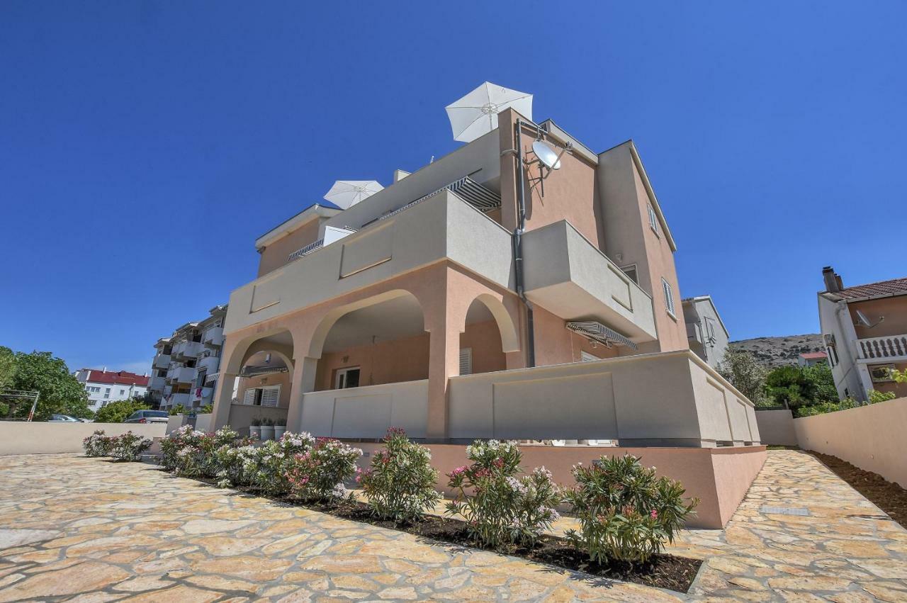 Villa Magena - Luxury Apartments In Pag Center Pag Town Exterior foto