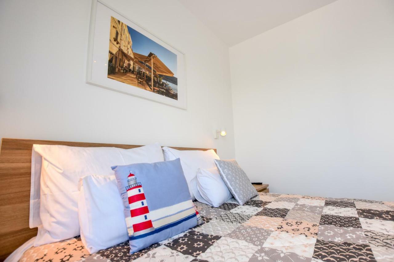 Villa Magena - Luxury Apartments In Pag Center Pag Town Exterior foto